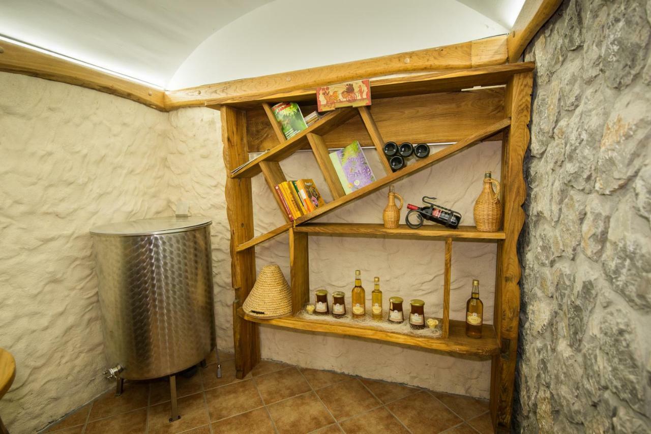 Vineyard Cottage Vina In Medu 特贝尔诺 外观 照片